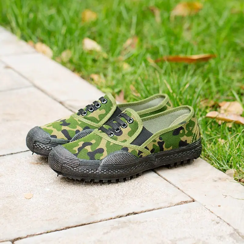 

Plimsolls Canvas Shoes fishing boots Men Camouflage Espadrille Rubber Shoes Anti-skid Wear-resistant Military Desert