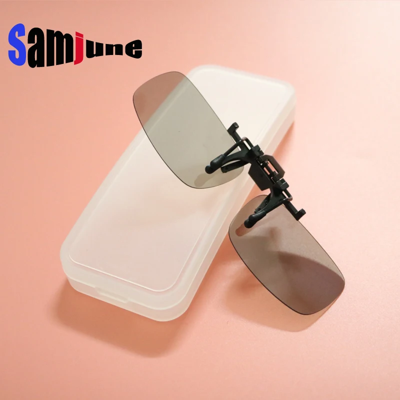 

Samjune Clip on Polarized 3D Glasses for Prescription People Watching Passive 3D TVs and RealD 3D Cinema System with case