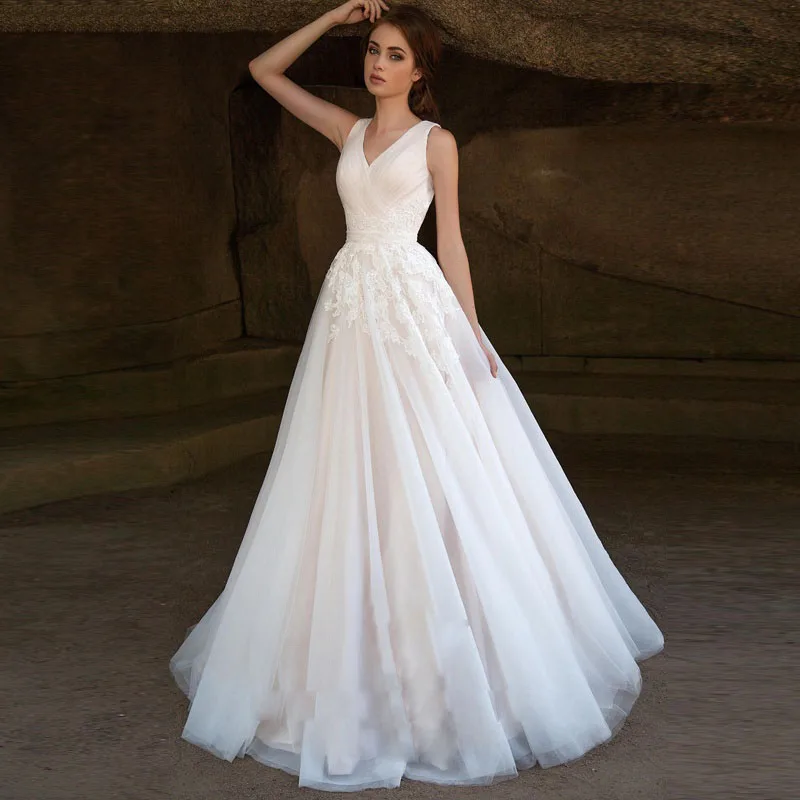 

2019 Modest A-Line Wedding Dresses With Sleeveless Puffy Lace Wedding Gowns Vintage Country Western Bridal Wedding Dress