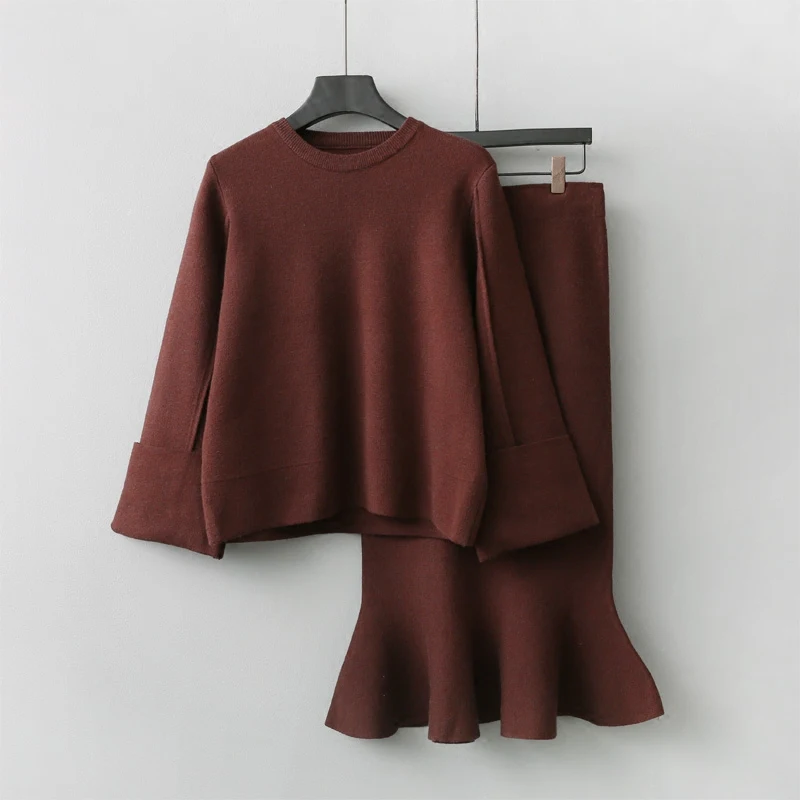 Women's Hot Sale Full O-neck Knit Two-piece Female 2018 New Fashion Solid Color Sweater Lotus Leaf Fishtail Skirt Women Set