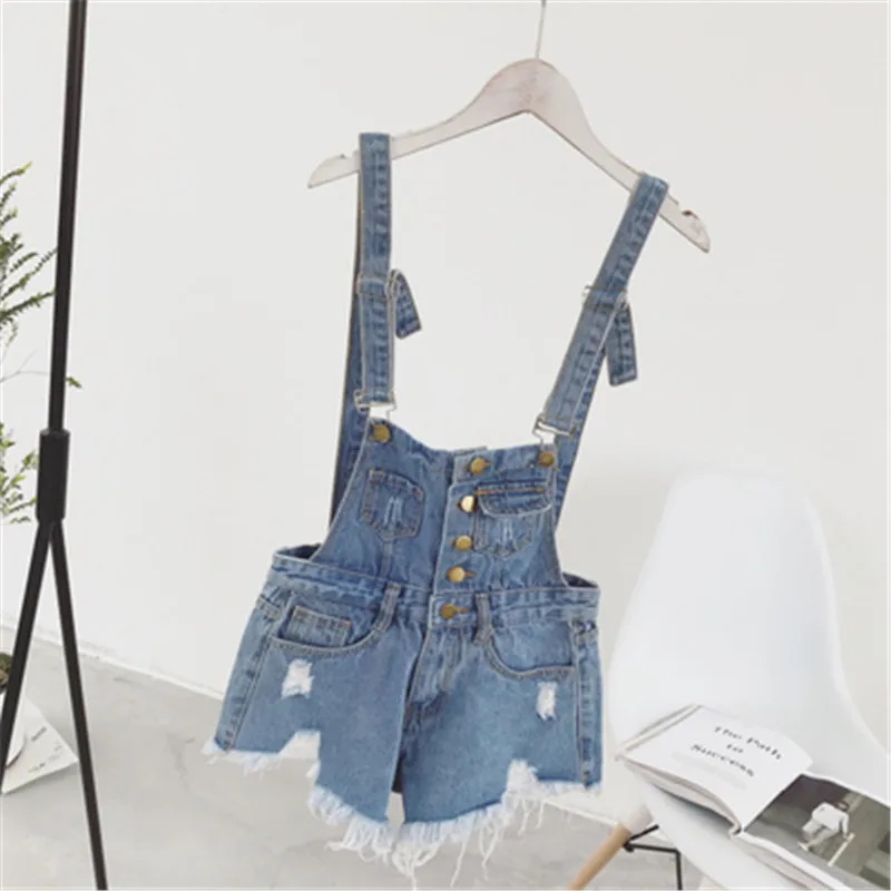 The new college wind denim strap shorts female summer hole loose Korean students was thin sling tide (11)