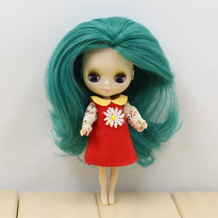 Petite Blythe Doll Dress 9