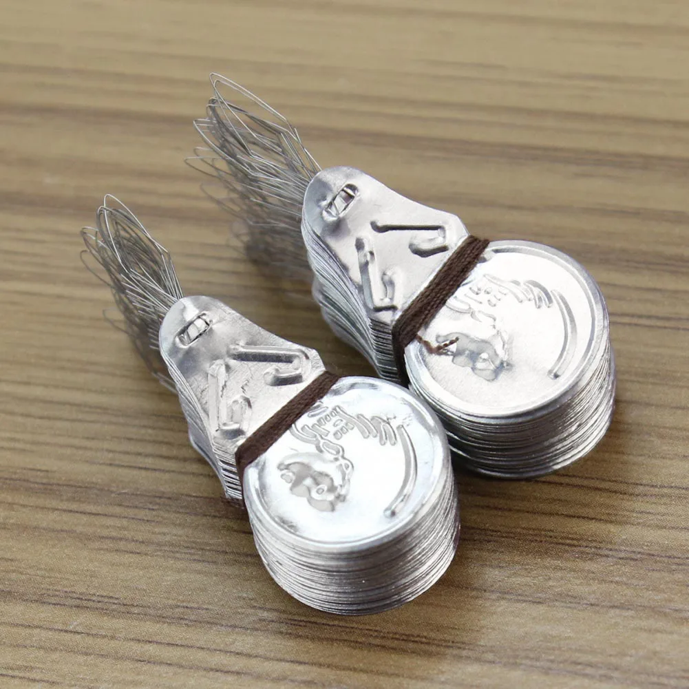 

Silver Bow Wire Needle Threader Stitch Insertion Hand Machine Sewing Tool DIY MJJ88