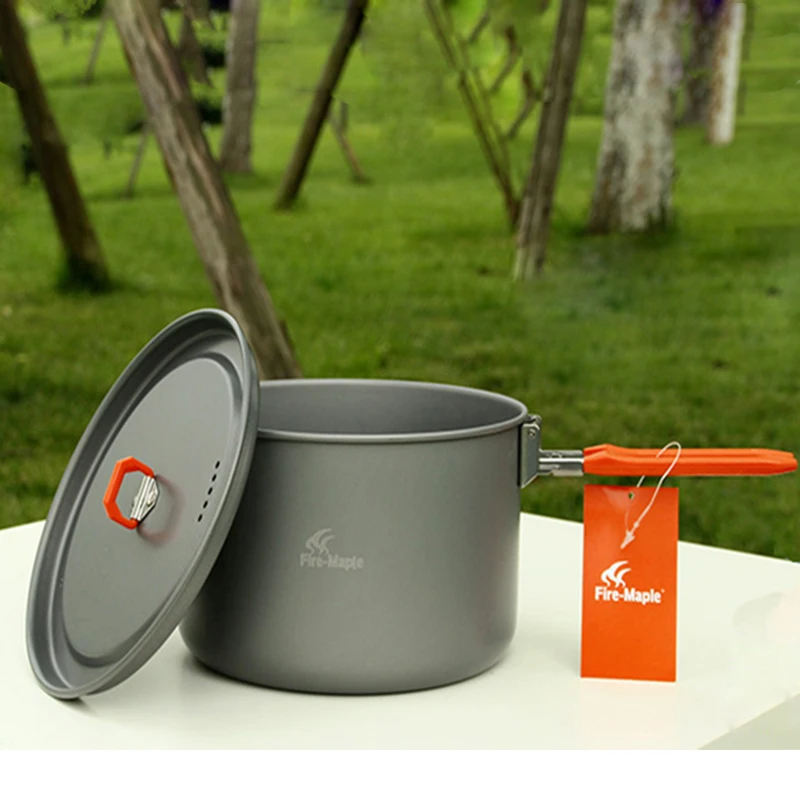 Venta caliente 4-5 juegos de utensilios de cocina para personas 2 teteras y ollas y sartenes para acampar al aire libre senderismo Picnic cocina juegos fuego Maple Feast 4