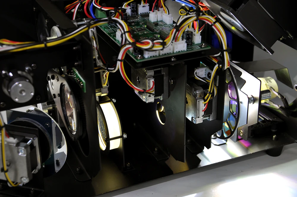 Envío gratuito 4 unids/lote llevó la luz de la etapa 5R francotirador Disco DJ láser Luz DMX 14/20 canales AC110V-240V 5R platino lámpara Reflector - 6