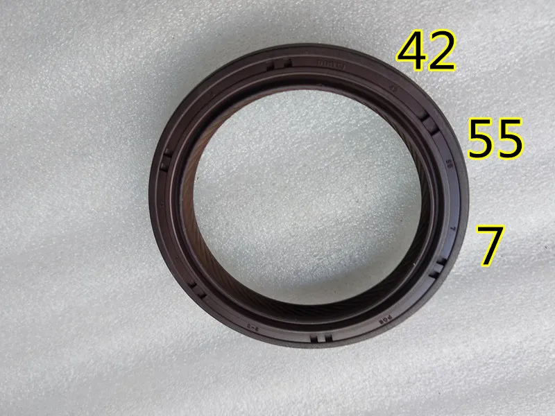 For hyundai IX35 IX45 santafe sonata i45 K5 for kia Sportag Crankshaft front oil seal 214212G100 / 42 55 7