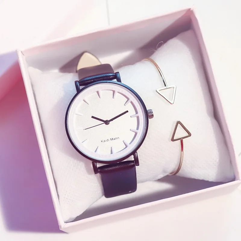 

New Tik Tok simple fashion trend women watches Korean personality leather quartz watch female student gift montre femme