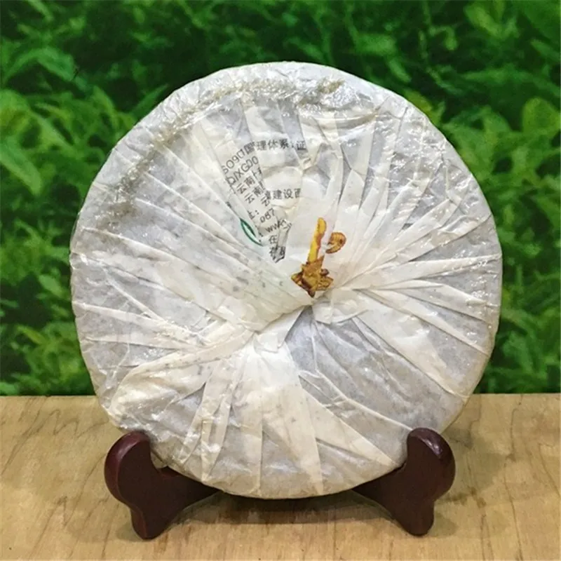 2011 Китай (материк) высшего сорта YunNan Пуэр Чай XiaGuan WuJinHao сырой пуэр торт Шен 357g