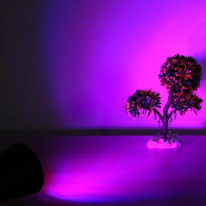 Growing Lamp Solar Plant Grow Light 16 LED Garden Plants Grow Light