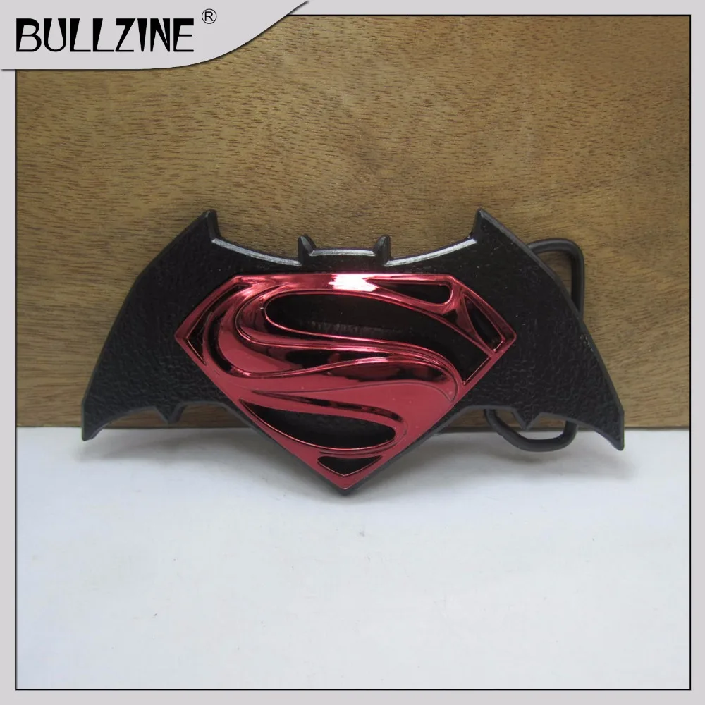 

Bullzine batman superman hero film belt buckle with black and red coating FP-03639 for 4cm width snap on belt drop shipping