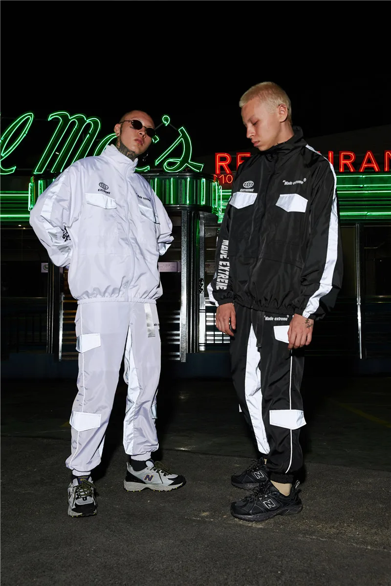 Комплекты из 2 предметов, мужские Модные светоотражающие куртки на молнии с карманами-карго и свободные штаны с поясом в стиле хип-хоп, новинка, весенний комплект