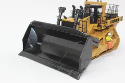 Редкие, литая игрушка модель DM 1:50 Caterpillar Cat D11T CD Carry бульдозер транспортных средств инженерных машин 85567 для мальчика подарок, коллекция