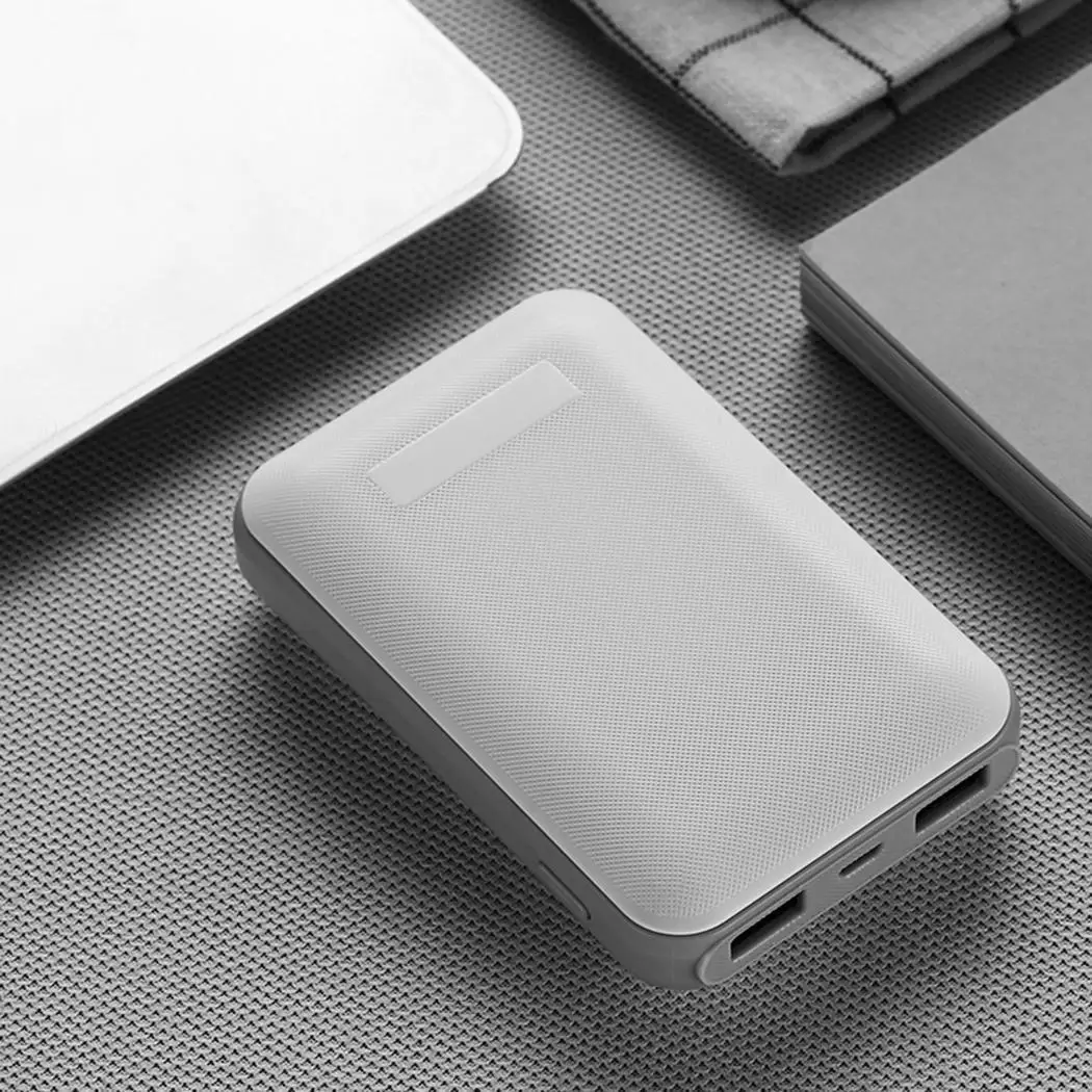Ультратонкий портативный внешний аккумулятор 10000 мАч с двумя usb портами для