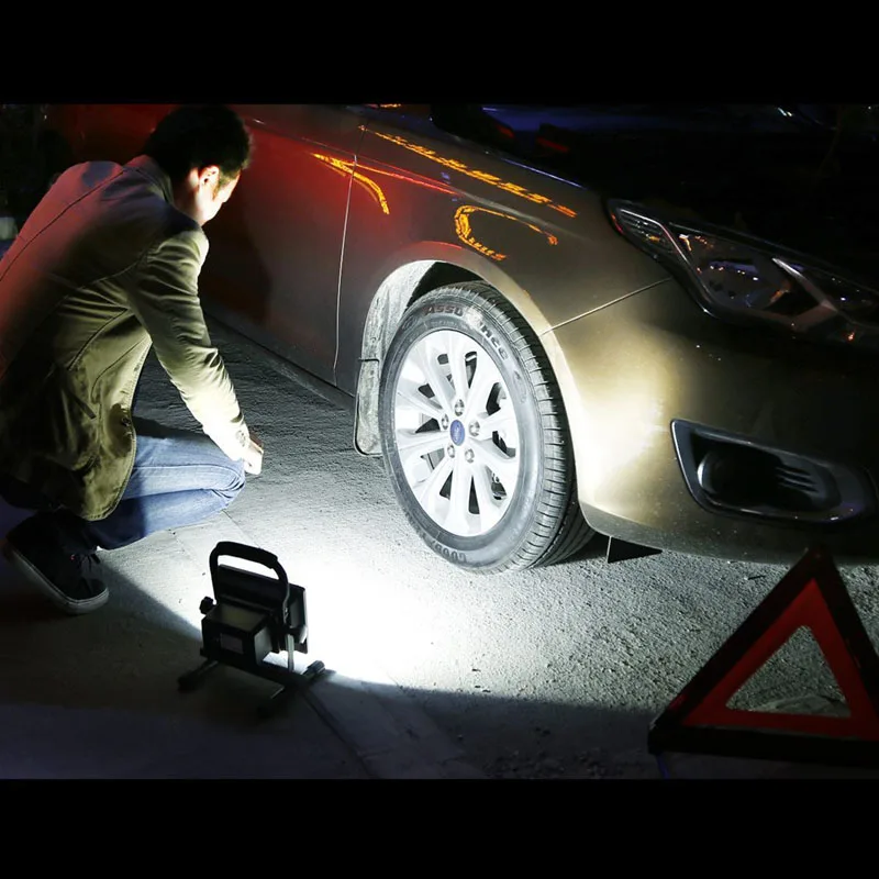 LED Street Light Projector Flood Lights 10W 20W IP65 Waterproof Refletor Led Outdoor Lighting Portable Rechargeable Spotlights (15)