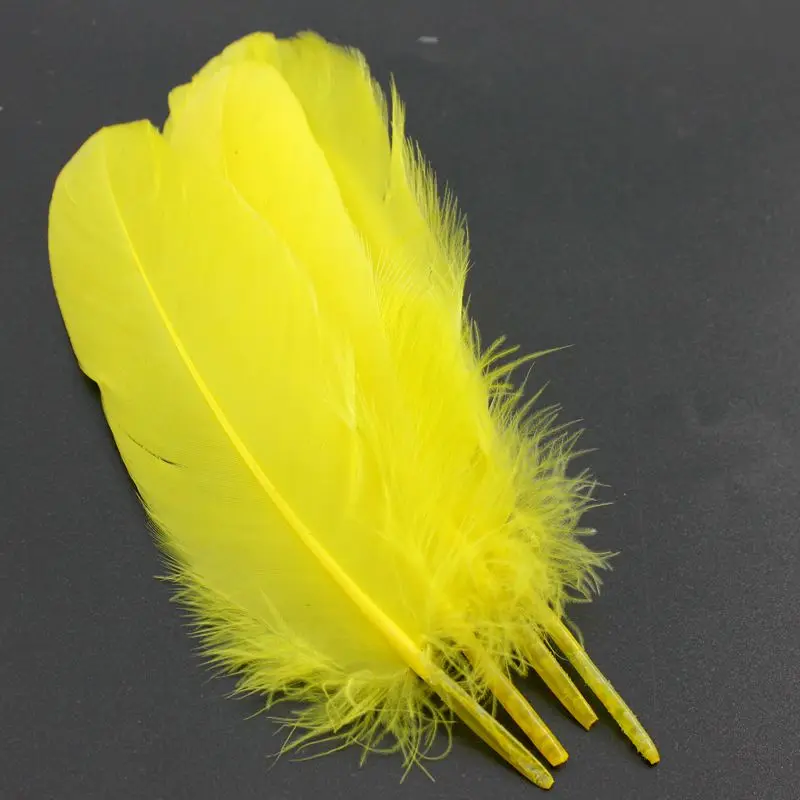 Около 15-20 см искусственных гусиных перьев реквизит для свадебной вечеринки маски украшения для самодельного изготовления 50 шт./лот - Цвет: yellow