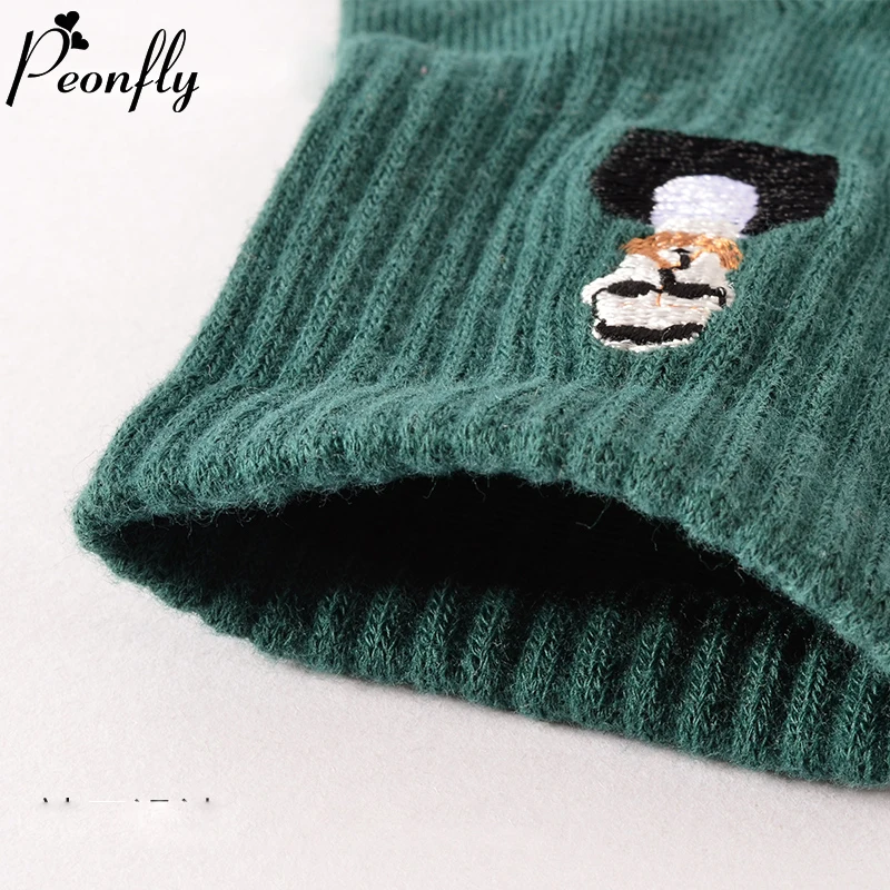 funny female Woman Socks women Japanese Concise Black And White Original Old Interest Cartoon Embroidery Pattern In Socks