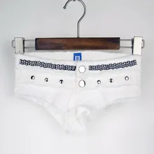 Хит, новые женские белые шорты на пуговицах, летние женские шорты из денима, повседневные узкие джинсы с низкой талией, джинсовые шорты с кисточками