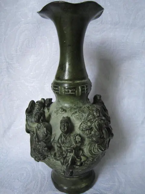 

Elegant Chinese Old Bronze Vase carved Eight Immortals