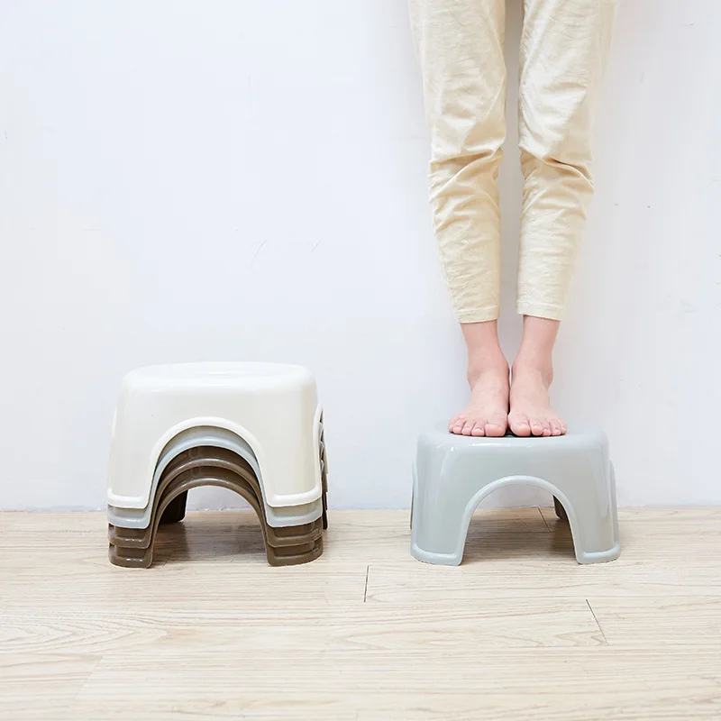 Fashion Simple NonSlip Bathroom Stool Thick Plastic Function Shower Stool Creative Small Bench Bathroom Furniture Home Furniture
