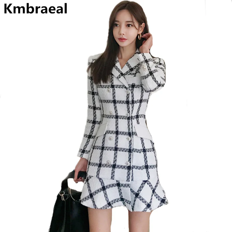 

Korean Winter Double-breasted Tweed Coats Runway Women Vintage Suit Collar Ruffles Plaid Long Woolen Coats Black White Outerwear