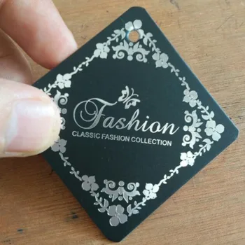 

1000PCS Custom Black matte coated paper tags Silver foil floral print swing tag 5 * 5 cm