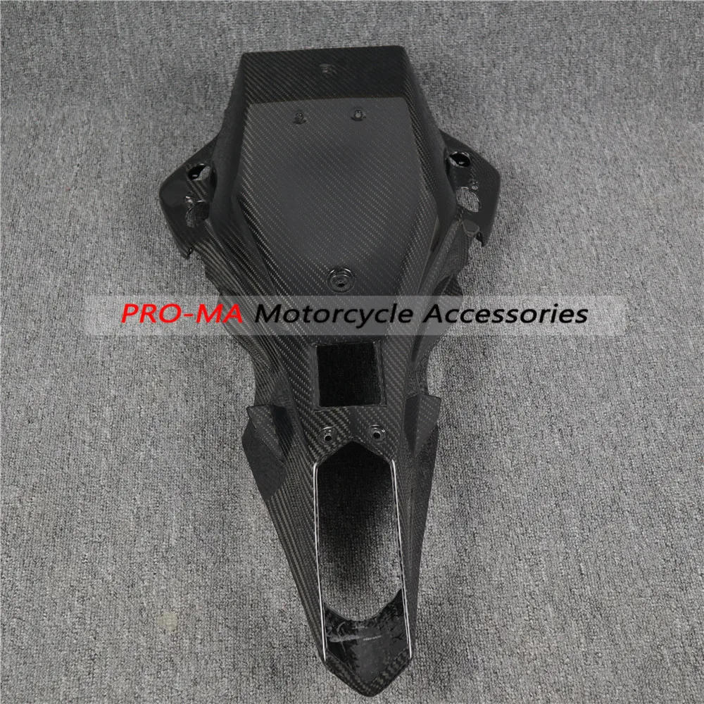 

Motorcycle Undertray in carbon fiber For Yamaha YZF-R6 2017+ Twill 6-15