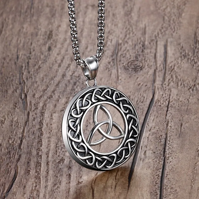 Mens Irish Celtics Trinity Love Knot 