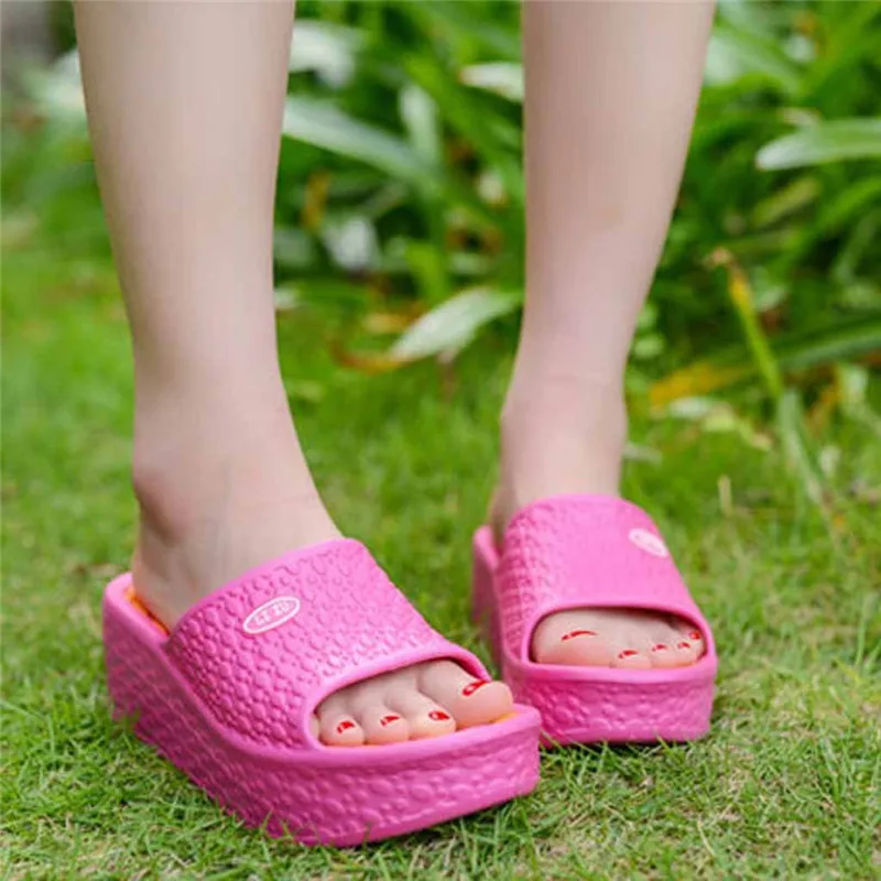 

2019 Summer Women Wedges Flip Flops Sweet Room Slippers Woman Sandals Platform Shoes Beach Hole Flip-flops Slippers Slides #40