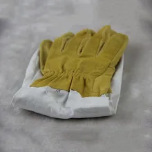 Sheepskin Protective Gloves 1 Pair Gloves with Protective Sleeves Ventilated Professional Anti Bee for Apiculture Beekeeper Hot