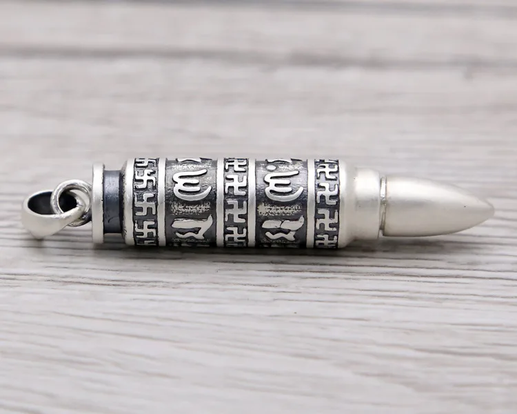 silver-gau-pendant002B