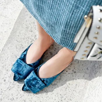 

MLJUESE 2019 women slippers Velvet summer pointed toe sheepskin Rome style bow blue color low heel square heel beaches sandals