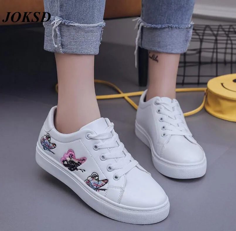 Prix pour JOKSD 2017 new hot femmes sport chaussures d'été respirant skate chaussures zapatillas hombre sneakers en plein air taille 36-40 A137 Prix pour JOKSD 2017 new hot femmes sport chaussures d'été respirant skate chaussures zapatillas hombre sneakers en plein air taille 36-40 A137