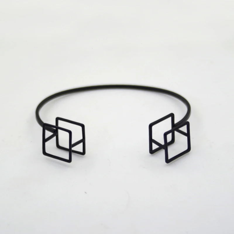 Cos Store Punk Simple Style Black Plated Geometric Bracelet For Women Unique Hollow Out Cuff Bangles Femme Brincos Jewelry - Окраска металла: bangle