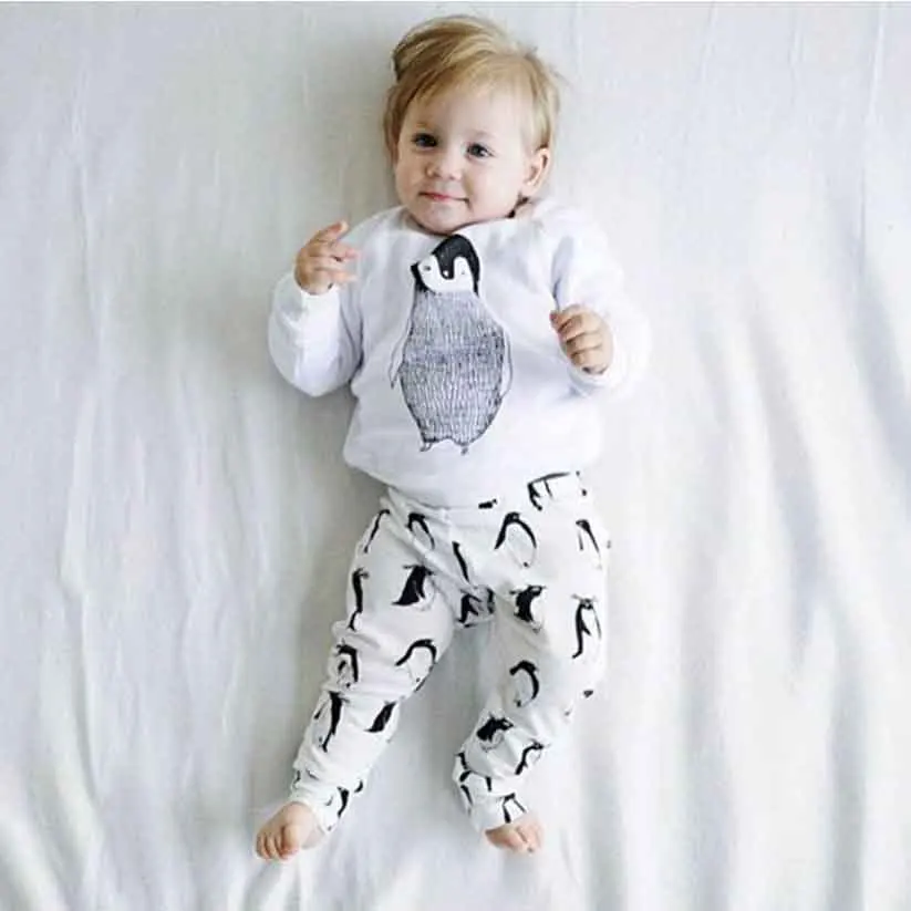 In 2018 thanks to new girls baby clothes unisex cotton long-sleeved pants + 2 / Pcs penguin infant boy clothing set