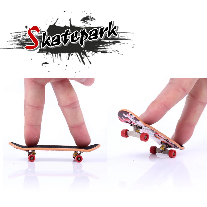 2pcs-set-Plastic-Mini-Finger-Skateboarding-Fingerboard-Toys-Finger-Scooter-Skate-Boarding-Classic-Chic-Game-Boys (2)