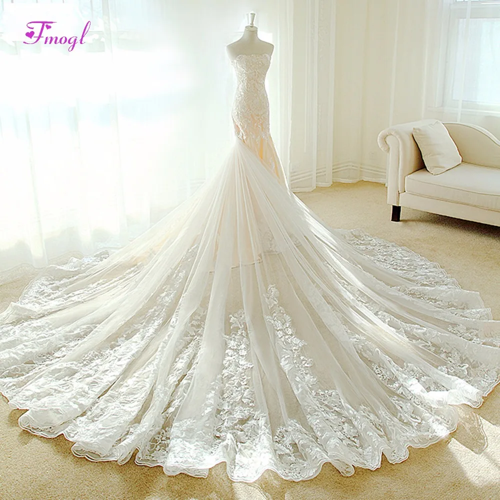 

Fmogl Gorgeous Appliques Chapel Train Mermaid Wedding Dresses 2019 Sexy Strapless Lace Up Princess Bridal Dress Vestido de Noiva