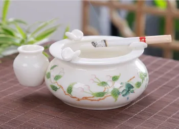 

Ceramic ashtray