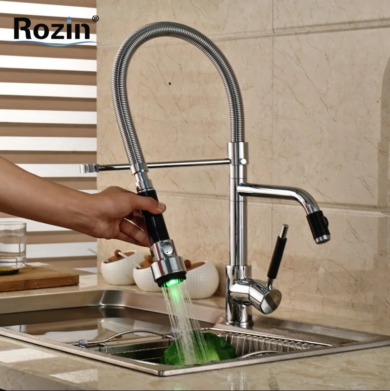 Luxury 3 Color Changing LED Kitchen Mixer Taps Deck Mount Pull Down Sprayer Kitchen Sink Faucet Swivel Spout