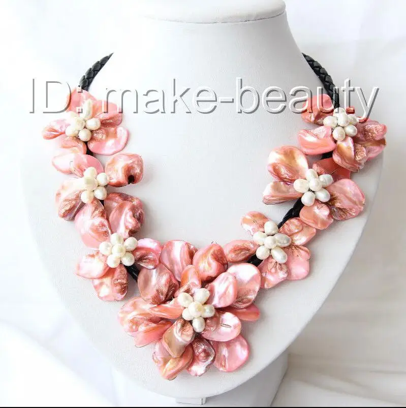 classic white baroque freshwater pearl black shell flower leather necklace | Украшения и аксессуары