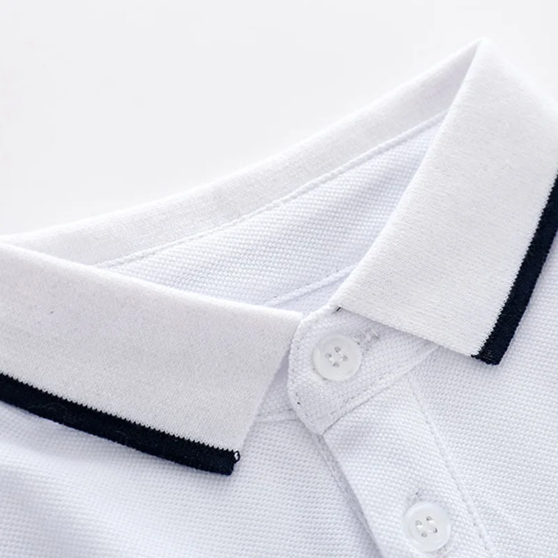 8821697573_881938934