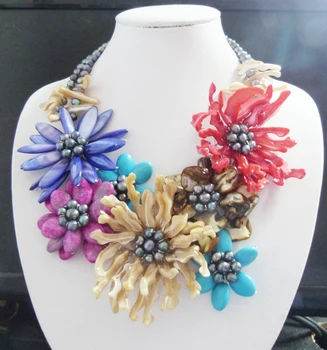 

zw-110# Goodness! Shell Flower Necklace