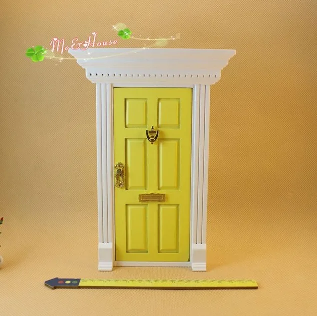 Миниатюрный Кукольный дом аксессуары для мини-мебели Украшенные плоской крышей цвет двери европейский стиль
