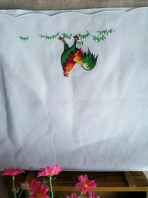 

Wholesale lot Pretty White Cotton Napkin Set With Hand Crochet frill 36*55cm