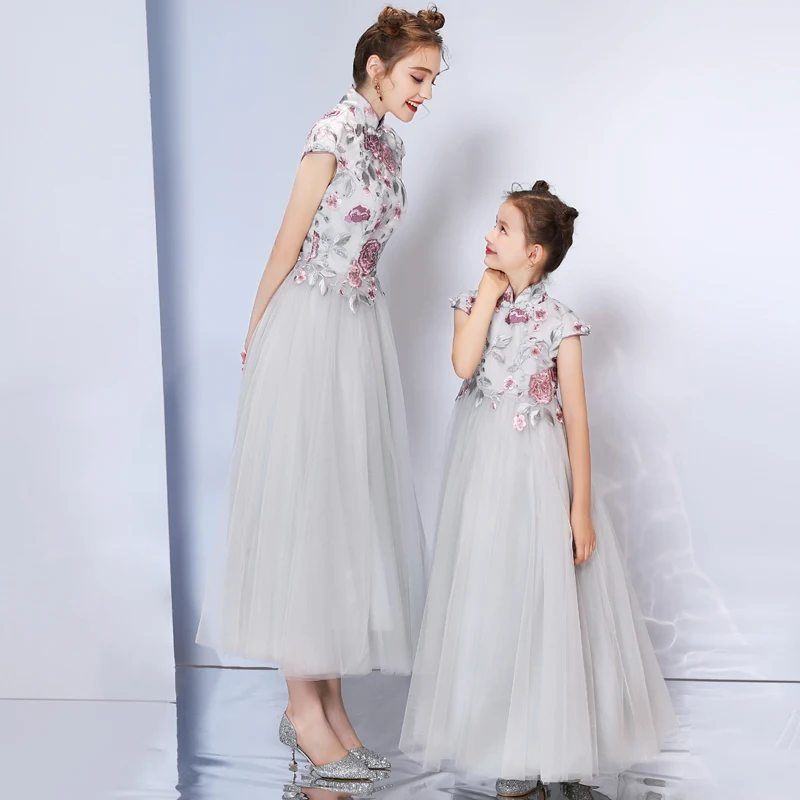 Одинаковые комплекты для семьи, свадебная одежда, платье для мамы и дочки, роскошное Цветочное платье-пачка с цветочной вышивкой для мамы и дочки