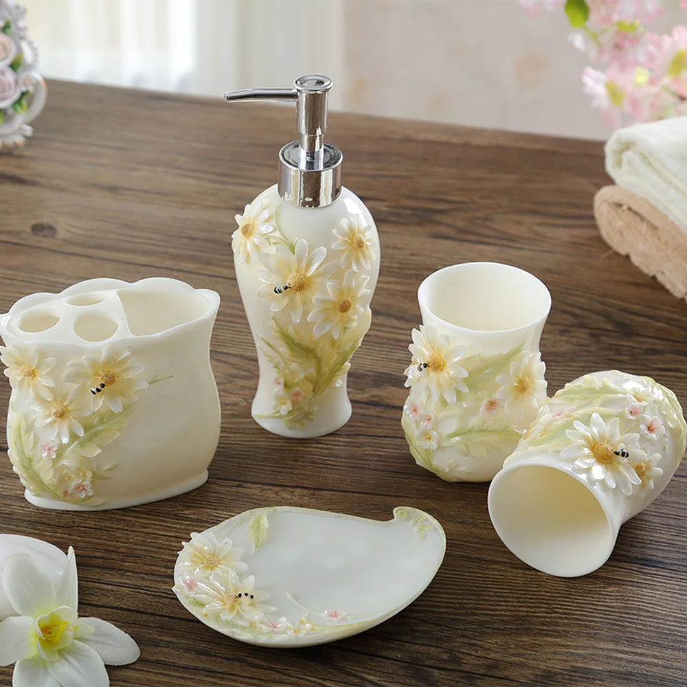 Daisy Bathroom Accessories Rispa