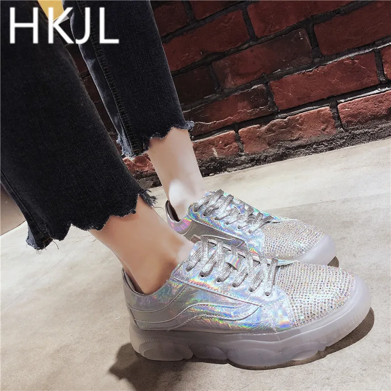 

HKJL Fashion 2019 sports shoes new all-in-one Korean version of water drill students running shoes bear sole shoes A559