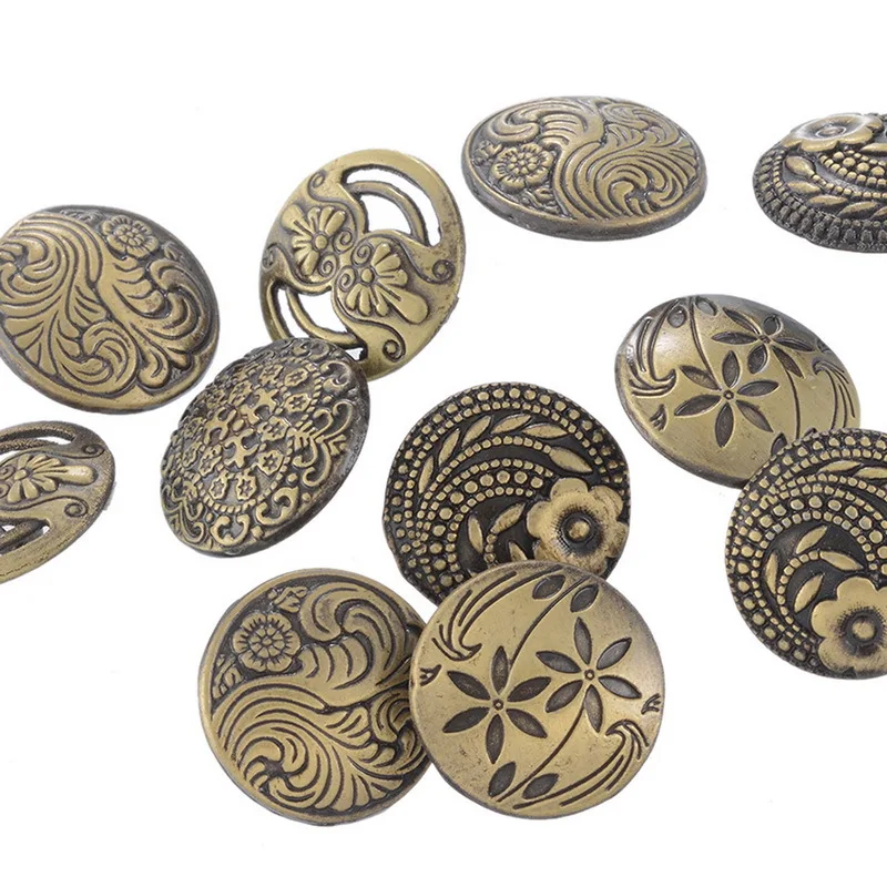 

17 MM Vintage Buttons Ancient Bronze Mixed Decorative Retro Round Engraved Snaps Buttons for Crafting Sewing 50 pcs/lot