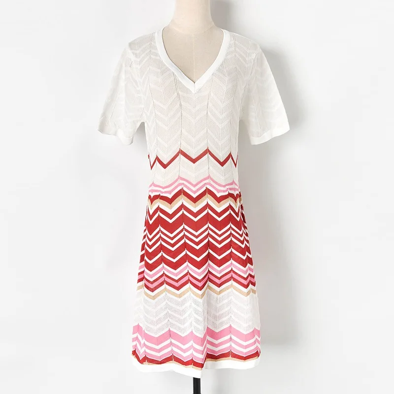 

2019 Women Summer Sweet Vintage V-neck Dress Women Knitted Runway Designer Femme Hollow Out Mini Short Dress Vestidos de verano