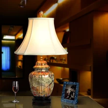 Винтажная китайская спальня для гостиной, свадебная настольная лампа Цзиндэчжэнь, фарфоровая Керамическая Настольная лампа, художественная фарфоровая настольная лампа