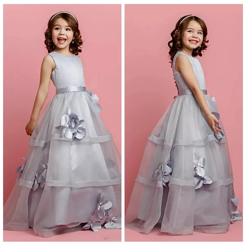 

Jewel A-Line Silver Flower Girls Dresses Tiered Sweep Train Handmade Flowers Adorned Kids Formal Party Gowns Birthday Wear 2019